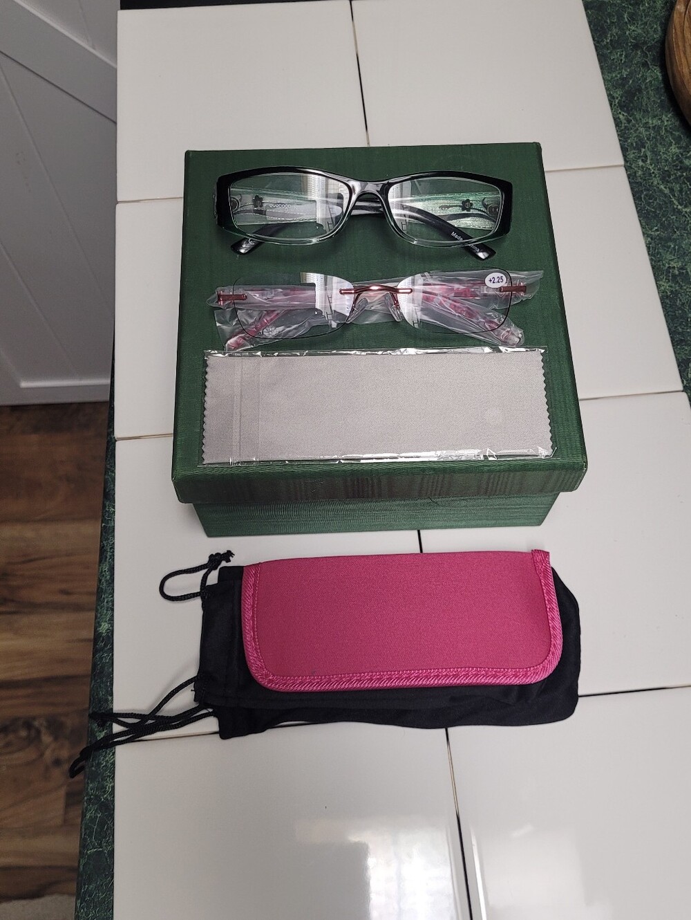 Pink Frame Reading Glasses with Matching Pink Sleeve & Green Glasses